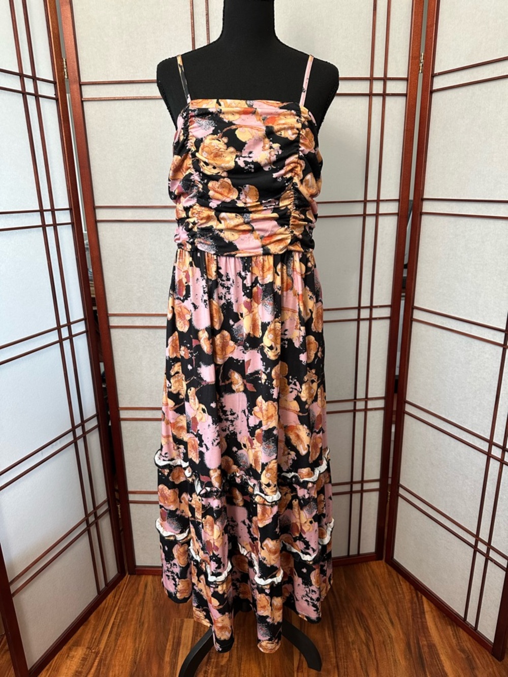 Floral Print Spaghetti Strap Maxi Dress - Black & Pink Floral